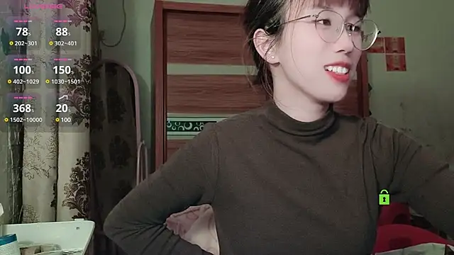 Snapshot of Lili_666 chatting on December 28, 6:08 pm Lili 666 online show from December 28, 6:08 pm