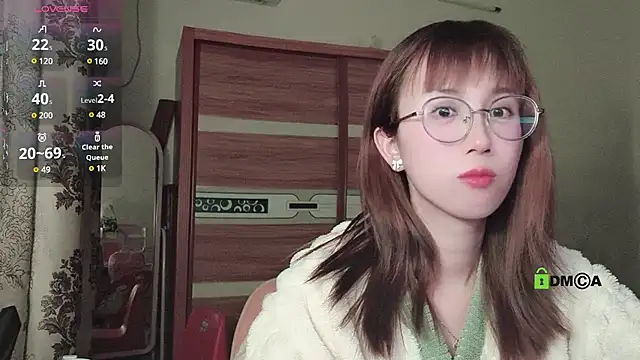 Snapshot of Lili_666 chatting on February 1, 5:58 pm Lili 666 online show from February 1, 5:58 pm