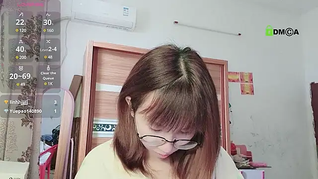 Snapshot of Lili_666 chatting on February 21, 5:46 am Lili 666 online show from February 21, 5:46 am
