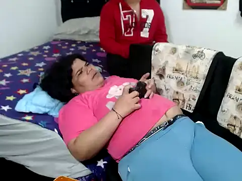 Boycuriousxxx online show from October 13, 11:27 pm