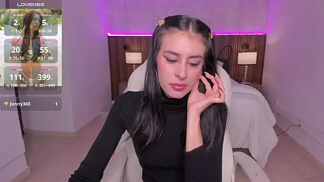 Snapshot of karlaa_james chatting on May 26, 11:06 am karlaa james online show from May 26, 11:06 am