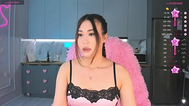 carpe diemmm online show from March 3, 9:05 pm