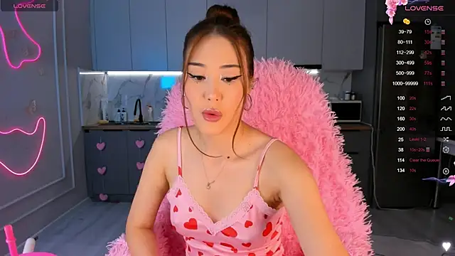 carpe diemmm online show from October 1, 12:05 am