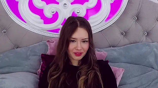 Snapshot of KateVon chatting on February 25, 1:30 am KateVon online show from February 25, 1:30 am