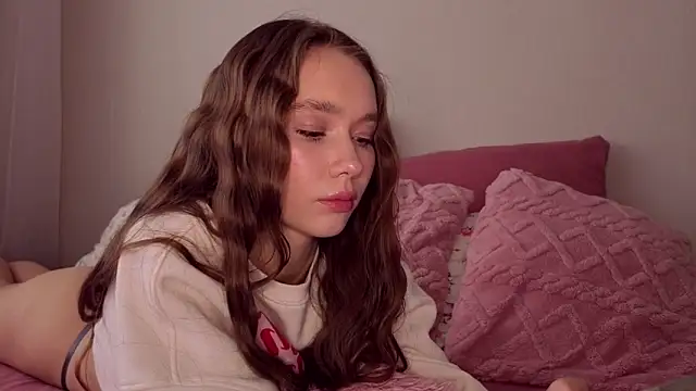 KateVon online show from October 4, 4:10 am