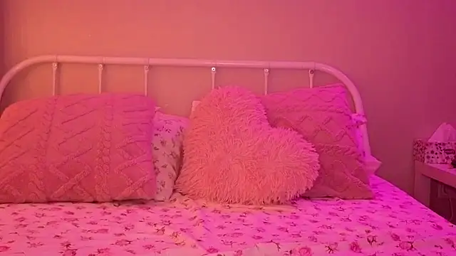 KateVon online show from November 29, 5:10 am