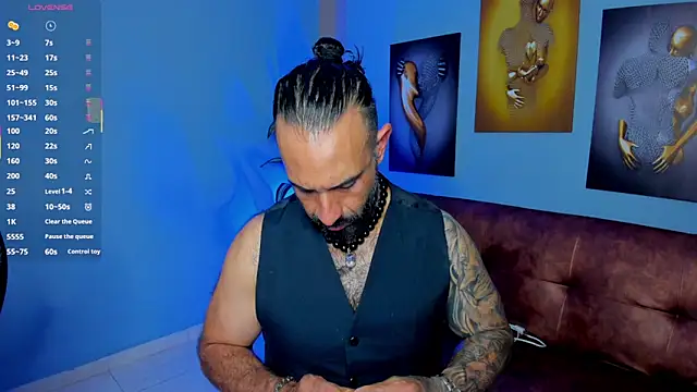 Snapshot of mr_maik chatting on October 5, 10:07 pm mr maik online show from October 5, 10:07 pm