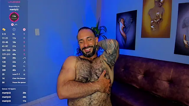 Snapshot of mr_maik chatting on October 7, 5:37 am mr maik online show from October 7, 5:37 am