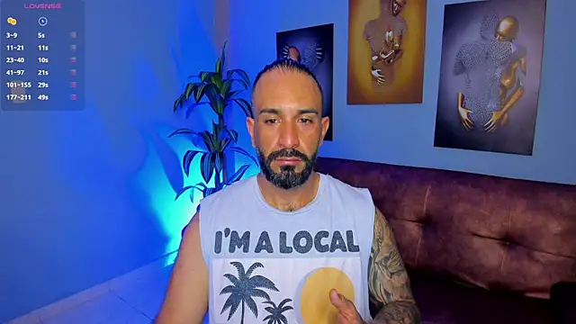 Snapshot of mr_maik chatting on October 8, 5:21 pm mr maik online show from October 8, 5:21 pm