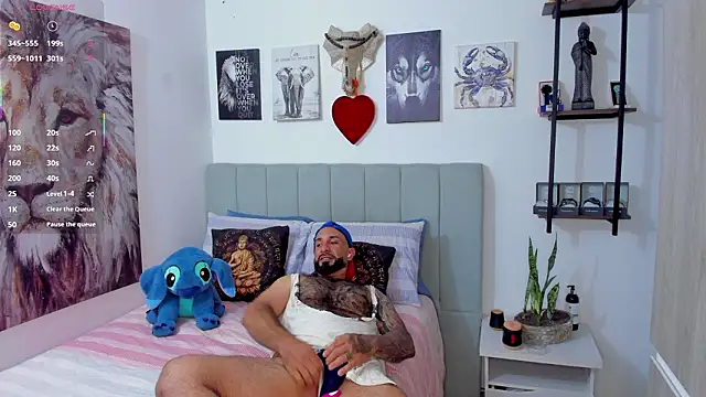 mr maik online show from February 6, 2:05 am