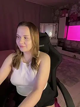 Snapshot of Lexi_noah chatting on April 5, 10:29 pm Lexi noah online show from April 5, 10:29 pm
