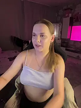 Lexi noah online show from August 7, 8:33 pm