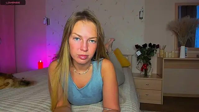 Jeanne Williams online show from February 15, 2:47 am