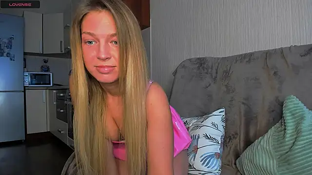 Jeanne Williams online show from March 19, 3:09 am