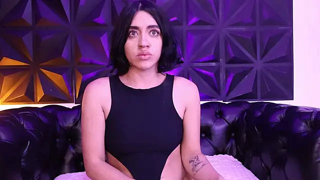 KasiaNoir  online show from December 2, 12:10 pm