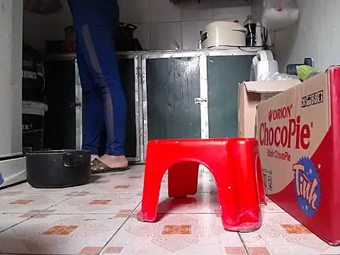 Snapshot of nolame18xxx chatting on February 16, 1:13 am nolame18xxx online show from February 16, 1:13 am