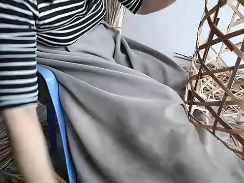 Snapshot of nolame18xxx chatting on March 11, 2:17 am nolame18xxx online show from March 11, 2:17 am