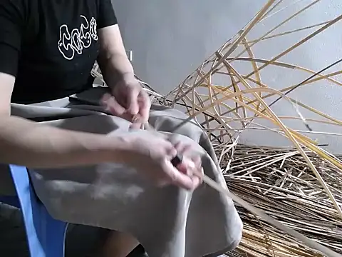 Snapshot of nolame18xxx chatting on March 15, 3:29 pm nolame18xxx online show from March 15, 3:29 pm