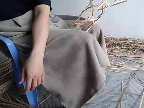 Snapshot of nolame18xxx chatting on March 19, 1:53 am nolame18xxx online show from March 19, 1:53 am