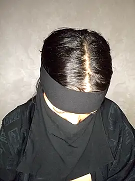 Narimane maroc online show from December 1, 9:42 pm