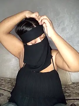 Snapshot of Narimane_maroc chatting on February 24, 2:42 am Narimane maroc online show from February 24, 2:42 am