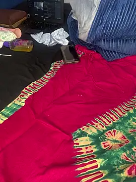 Snapshot of firewaist chatting on February 16, 5:15 am firewaist online show from February 16, 5:15 am