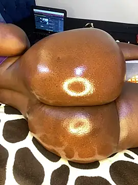 Snapshot of firewaist chatting on March 12, 10:26 am firewaist online show from March 12, 10:26 am