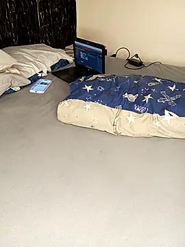 Snapshot of firewaist chatting on September 28, 5:24 am firewaist online show from September 28, 5:24 am