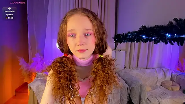  Rose Charming  online show from December 22, 9:31 pm