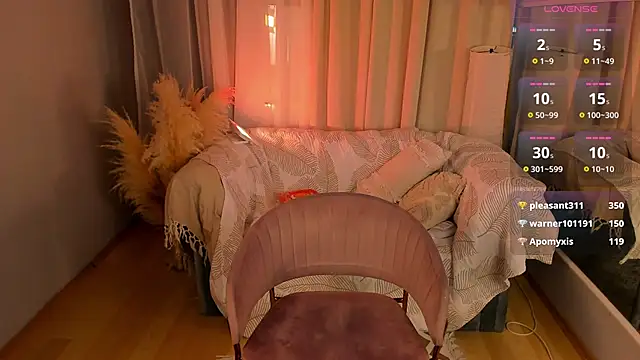  Rose Charming  online show from February 19, 9:28 am