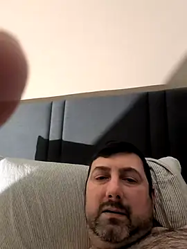 Snapshot of Mgman4365 chatting on February 13, 12:06 am Mgman4365 online show from February 13, 12:06 am