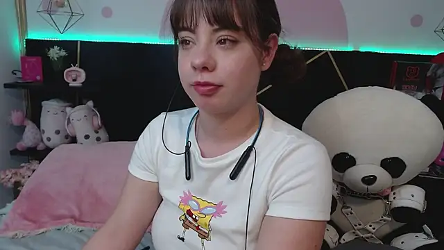 Snapshot of DanniAbbey chatting on November 16, 12:05 am DanniAbbey online show from November 16, 12:05 am