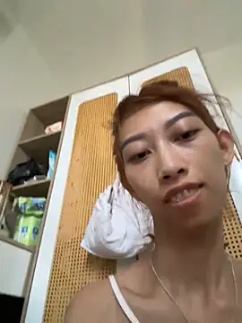 cave18hot online show from March 13, 12:27 am