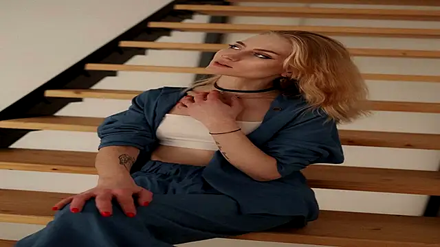 MarthaGees online show from November 6, 5:03 pm