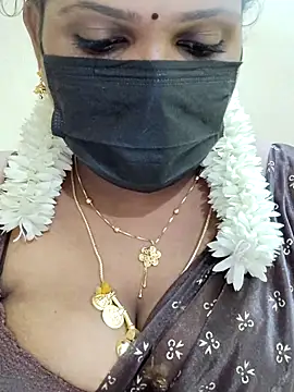 Snapshot of malliga98 chatting on September 21, 9:27 pm malliga98 online show from September 21, 9:27 pm