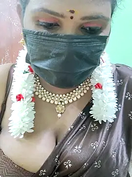 Snapshot of malliga98 chatting on October 2, 5:53 pm malliga98 online show from October 2, 5:53 pm