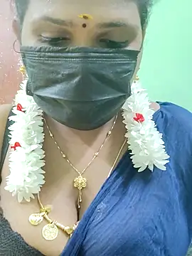 Snapshot of malliga98 chatting on October 4, 6:50 pm malliga98 online show from October 4, 6:50 pm