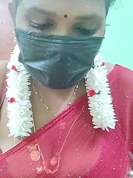 Snapshot of malliga98 chatting on October 17, 9:12 am malliga98 online show from October 17, 9:12 am