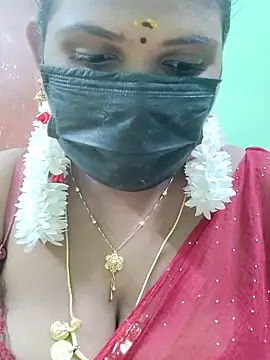 Snapshot of malliga98 chatting on October 23, 6:39 pm malliga98 online show from October 23, 6:39 pm