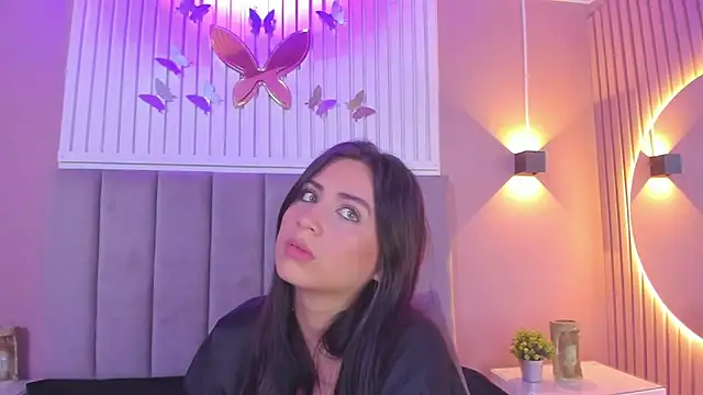 diosa cristal online show from December 29, 6:45 am