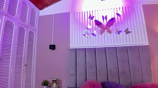 diosa cristal online show from January 11, 3:23 am