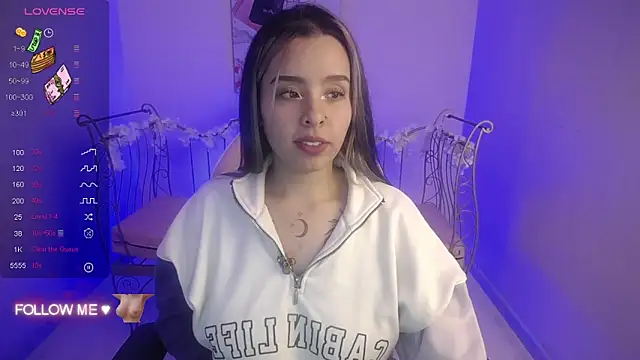 Mia Lopez  online show from January 7, 1:14 pm