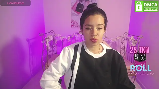 Mia Lopez  online show from February 24, 10:48 am