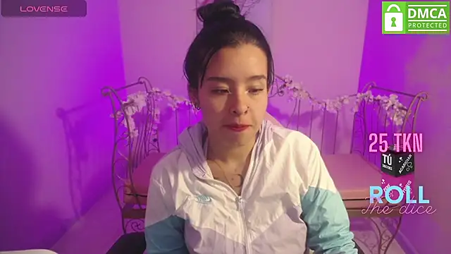 Mia Lopez  online show from February 25, 9:42 am