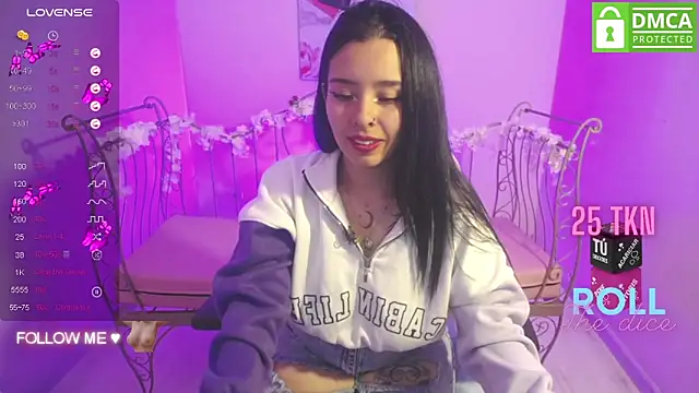 Mia Lopez  online show from March 4, 3:04 pm