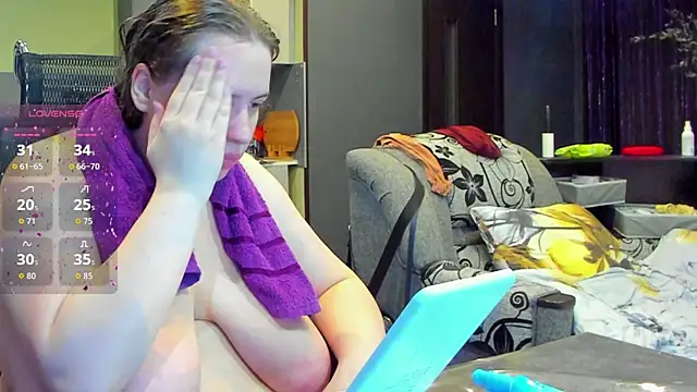 1lindsey1 online show from September 18, 2:08 pm