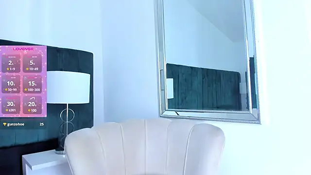 Tom Silver   online show from January 13, 7:10 pm