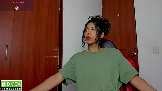 jasmine bunny  online show from October 30, 12:12 am