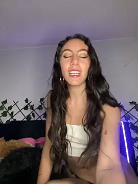FrancellyHot online show from January 7, 2:31 am