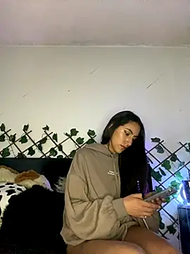 FrancellyHot online show from October 9, 11:47 pm